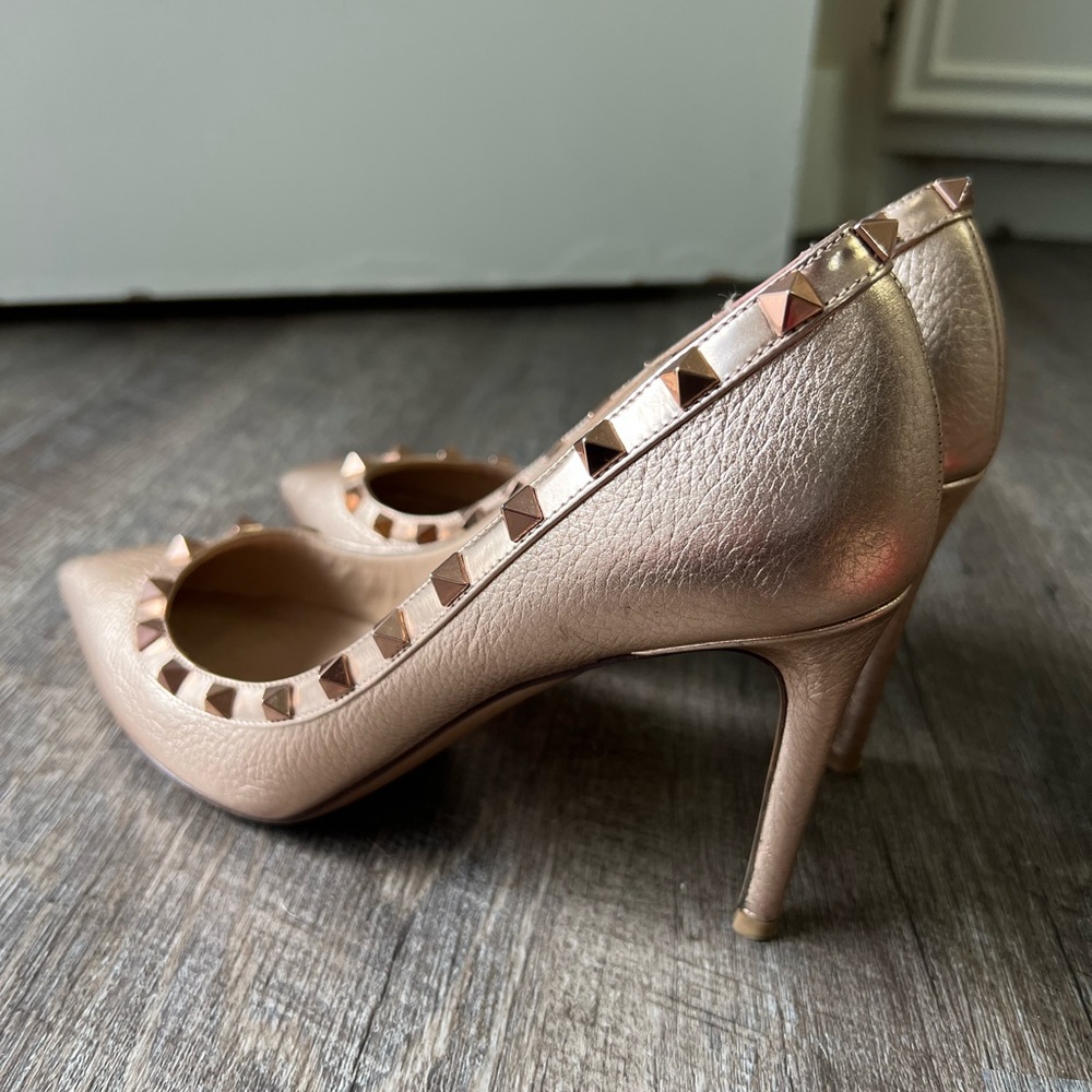 Valentino 85 mm rockstud metallic textured-leather pumps